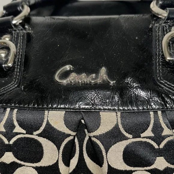 Coach tote - Picture 2 of 12